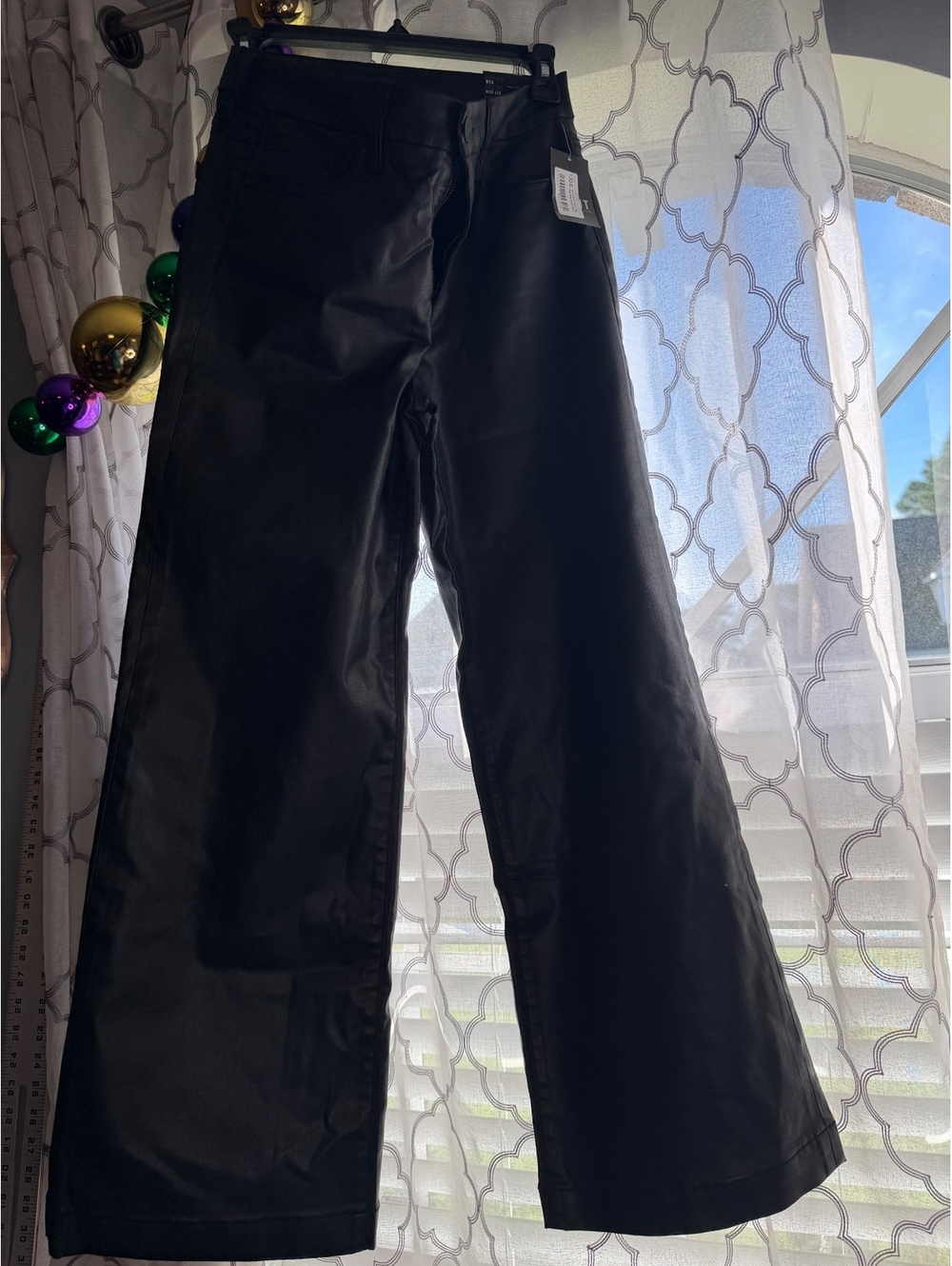 Kut from the Kloth Meg High Rise Fab Ab Wide Leg Black Coated Pants NWT Size 2
